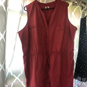 Sleeveless button up dress